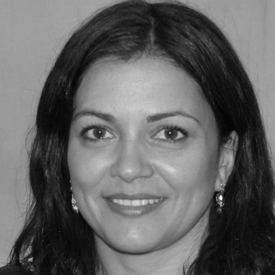 Emprendedora exitosa que aplicó estrategias de financiación